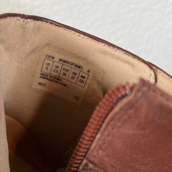 Rockport Vickey Belt Leather Cognac Bootie Size 5 - Picture 12 of 12